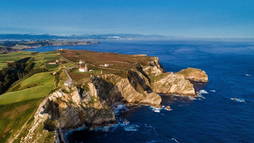 Una fotografía aérea del impresionante Cabo de Peñas