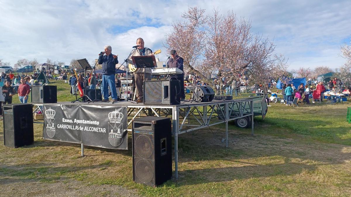 La Orquesta Bolero en la Muestra del Almendro en Flor del año pasado.