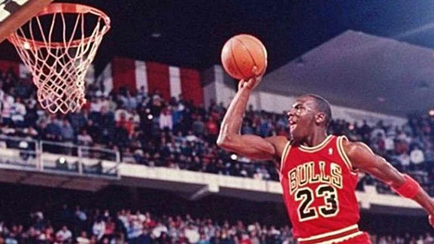 ¿Cuánto se pagó por una entrada para el debut de Michael Jordan con los Bulls?