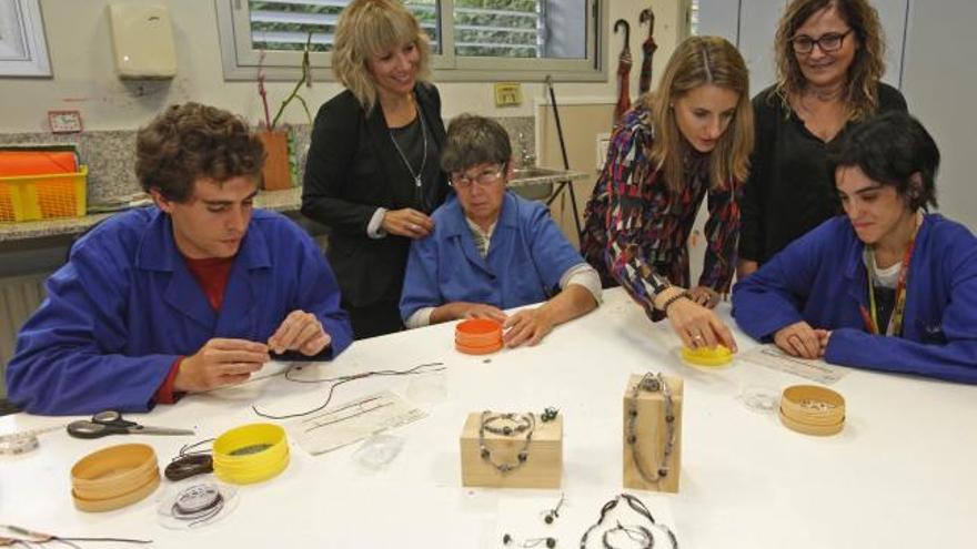 El taller del Centre ocupacional Montilivi de la Fundació, ahir al matí.