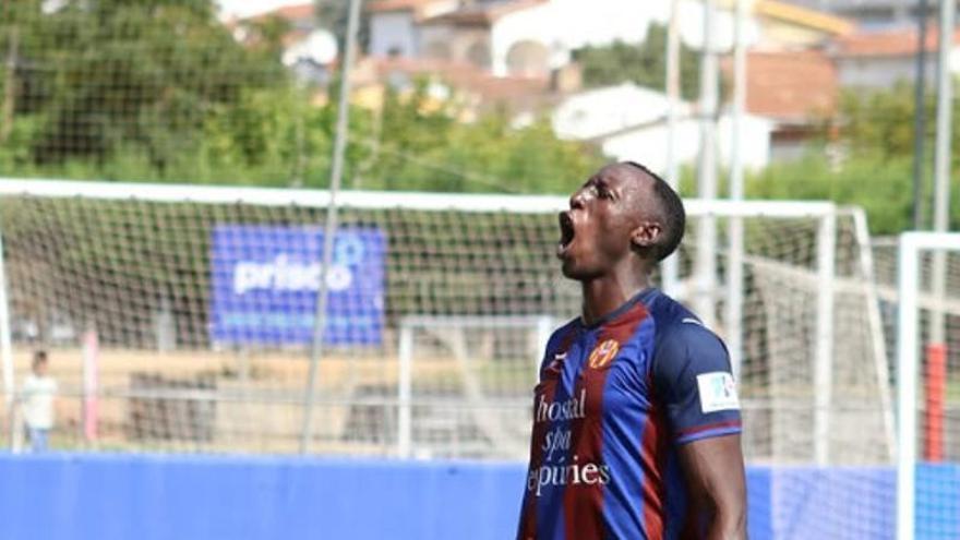 Sanku Jabbie canvia l’Escala pel Jaraíz murcià