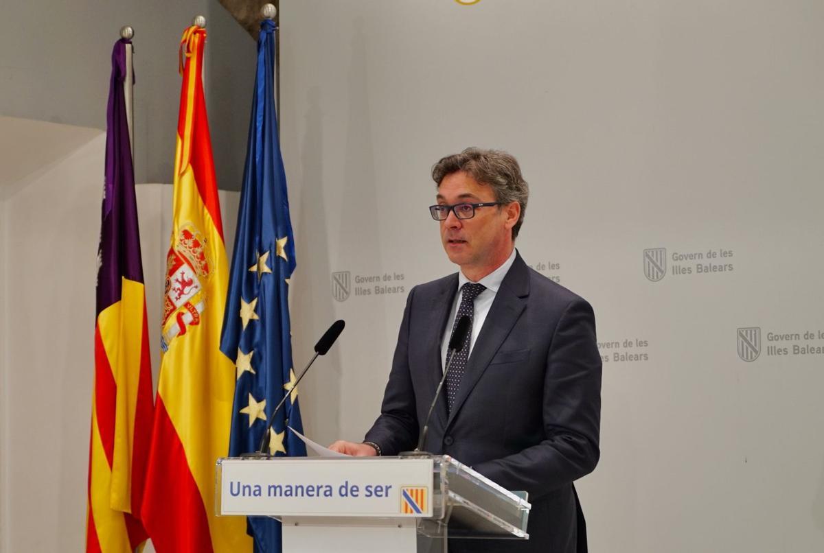 El portavoz del Govern, Antoni Costa, en la rueda de prensa de esta mañana posterior al Consell de Govern