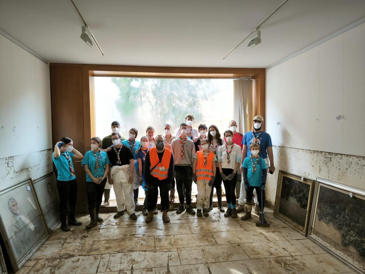 David Jorge y los voluntarios que limpiaron el Museo y recuperaron las obras.