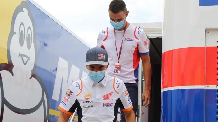 Márquez visita a su equipo en Montmeló pensando ya en el 2021