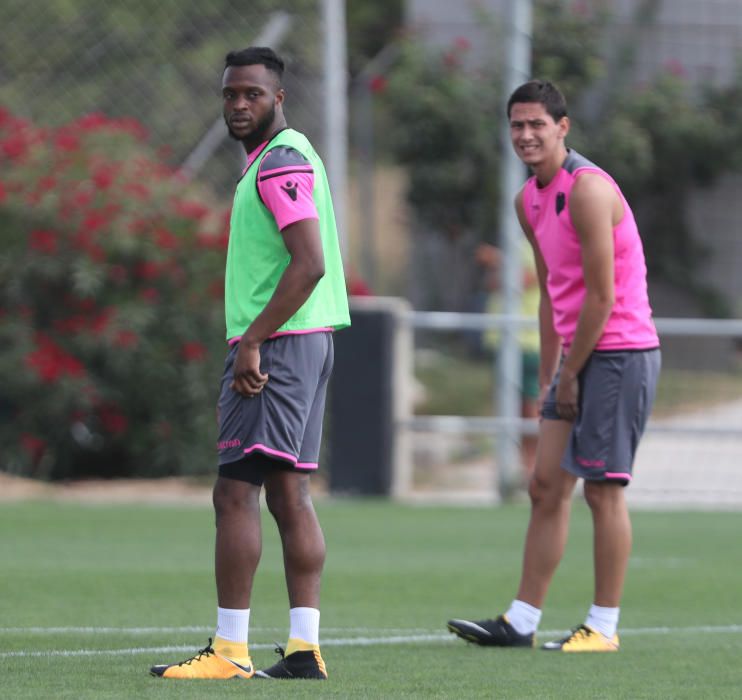 Primer entrenamiento de Lucik con el Levante