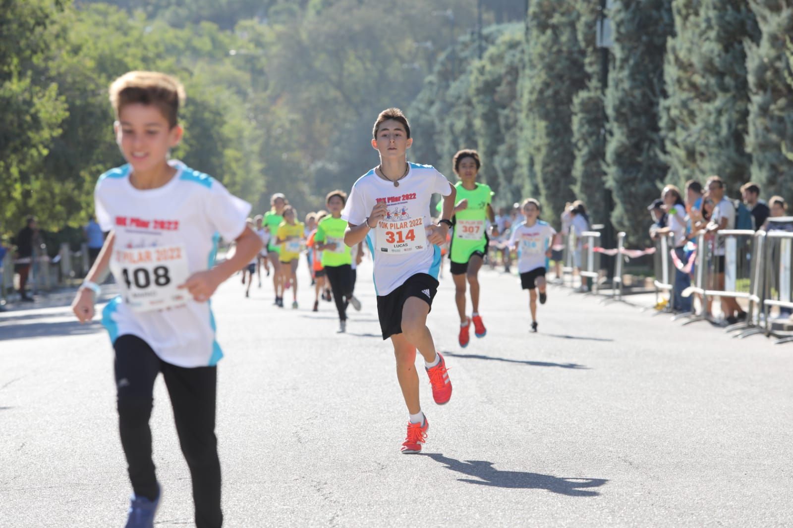 Búscate en la carrera del 10k El Pilar en el Parque Grande