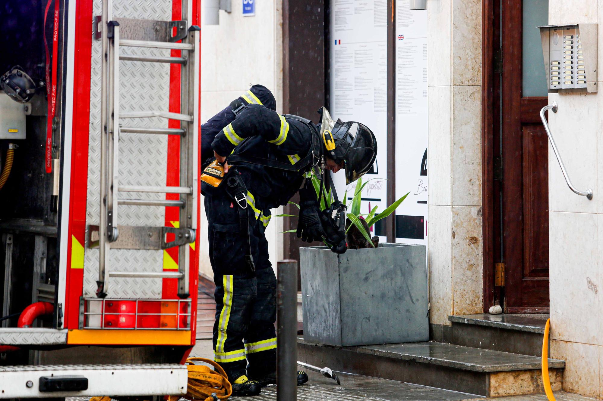 Alarma por un incendio en la cocina de un piso en Ibiza