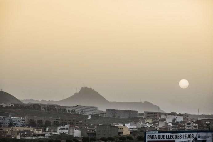 08/07/2017 FENÓMENOS METEOROLÓGICOS  calima y ola de calor