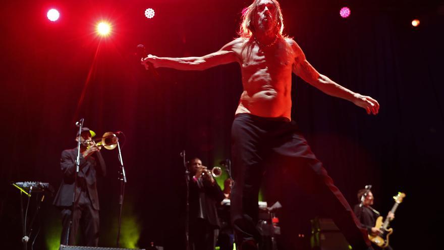 Las mejores imágenes del concierto de Iggy Pop en el festival Latitudes