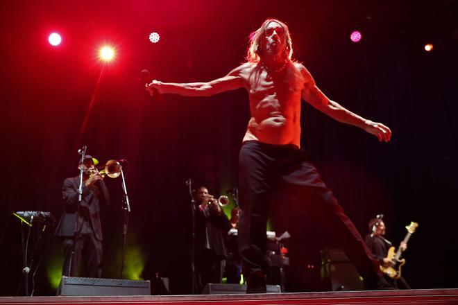 Las mejores imágenes del concierto de Iggy Pop en el festival Latitudes