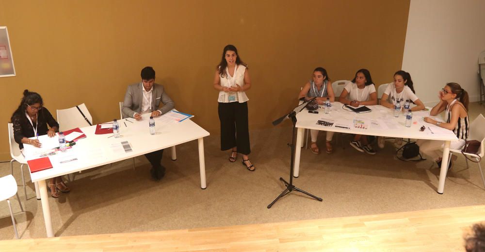 Final del II torneo municipal de debate escolar