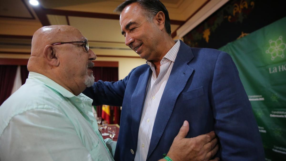 Fernando Fernández Cabezuelo, en un encuentro de campaña.