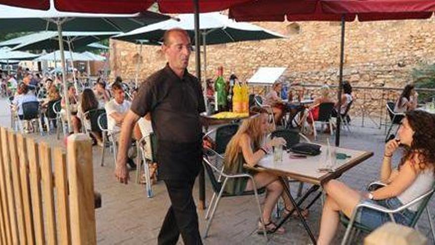 Bares y restaurantes reclaman espacio extra para sus terrazas en Castellón