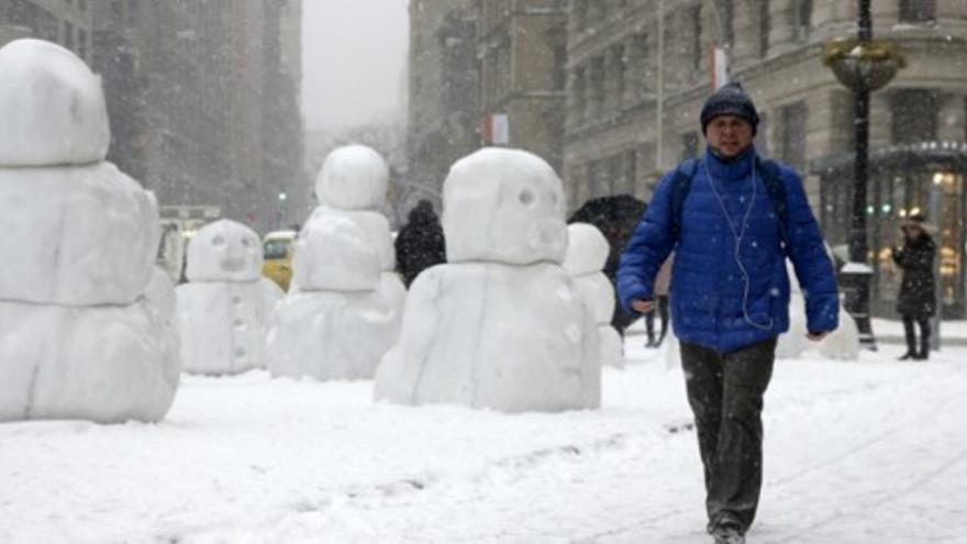 Nueva York esquiva la feroz tormenta Juno