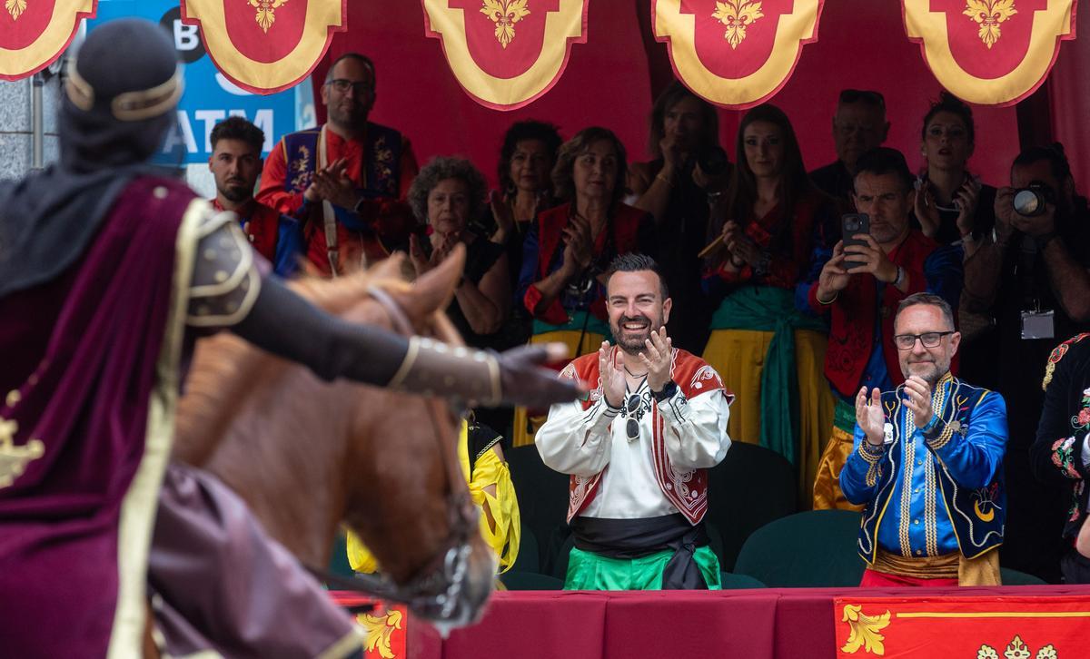 Las mejores imágenes de la triunfal Entrada Cristiana de Elda