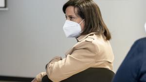 Robles reivindica que el CNI «sempre actua respectant la llei»