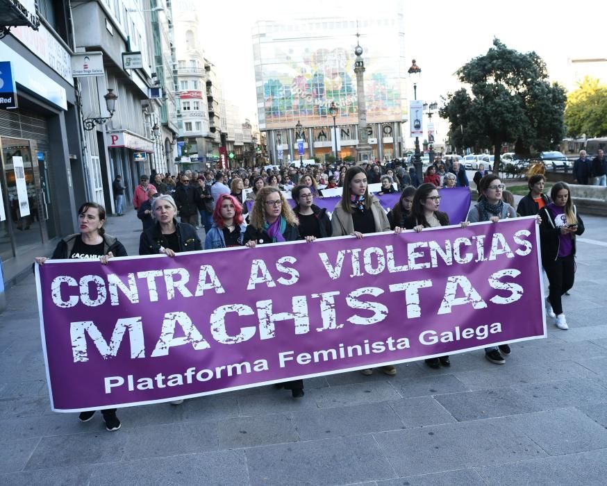 Miles de mulleres saíron onte á rúa en toda España para reclamar ao Goberno máis fondos nos próximos Orzamentos do Estado para loitar contra a violencia machista.