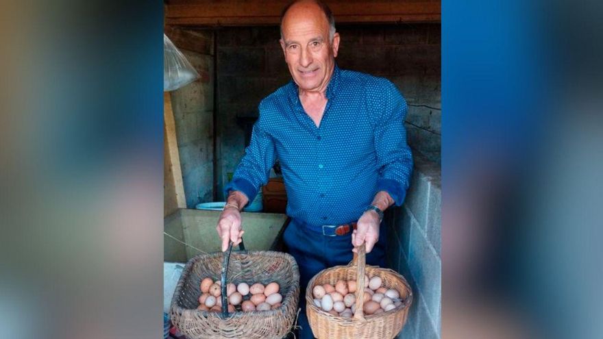 La «despensa de la aldea» se vacía: «Mientras viva, siempre vamos a tener huevos, cerdo y patatas, por lo menos»