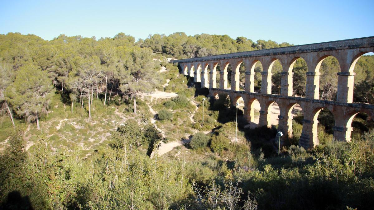 El parque Eco Histórico del Pont del Diable de Tarragona une patrimonio y naturaleza.