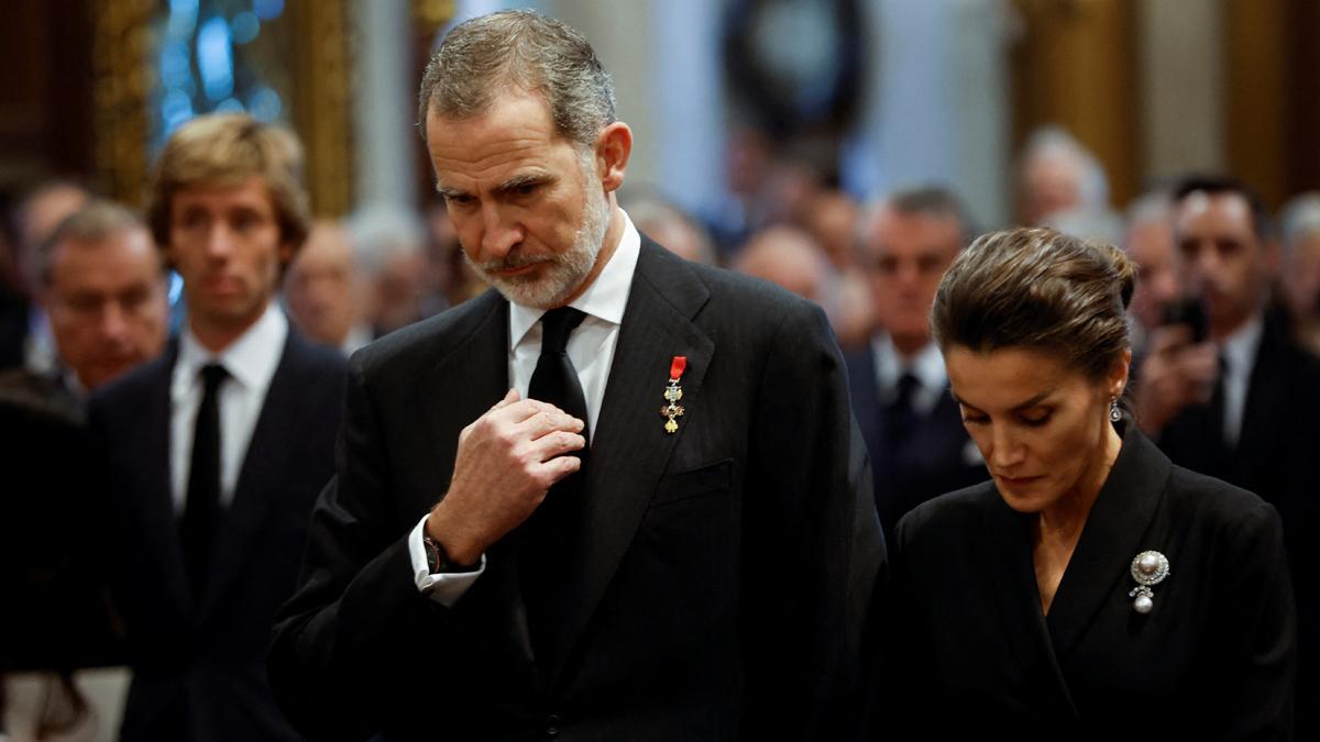 Los reyes Felipe y Letizia, en el funeral.