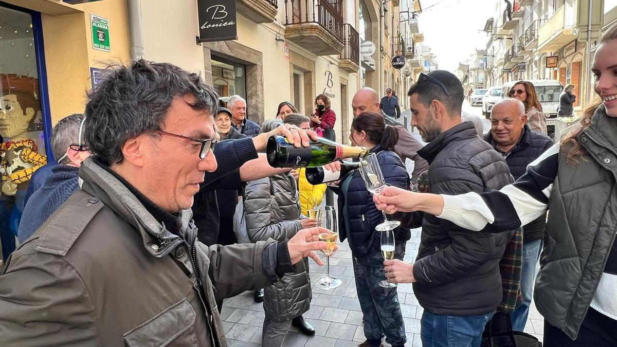 Celebración del Gordo del Niño en l'Escala