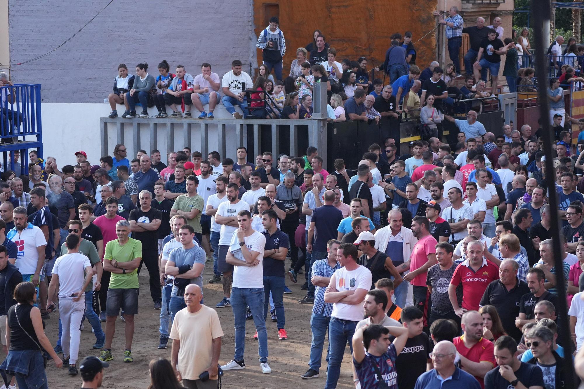 Galería de fotos de la última tarde de toros de la Fira en Onda