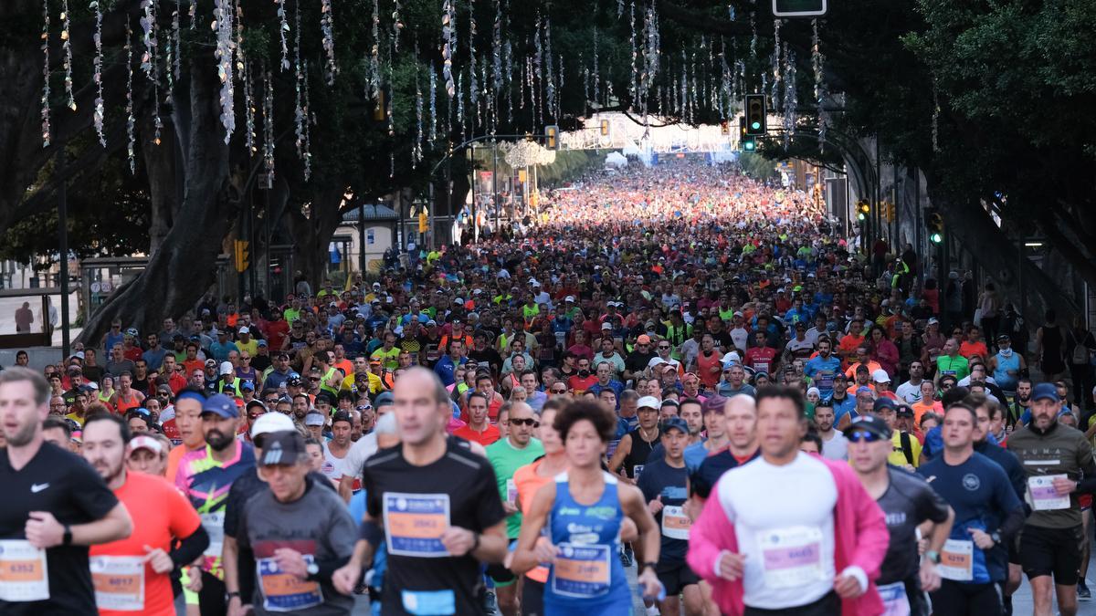 Las imágenes de la Zurich Maratón de Málaga