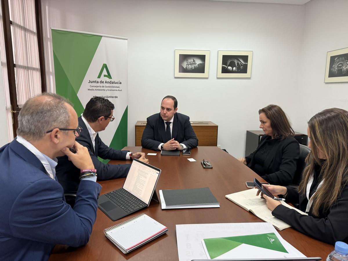 Encuentro con la Consejería de Sostenibilidad Ambiental de la Junta de Andalucía.