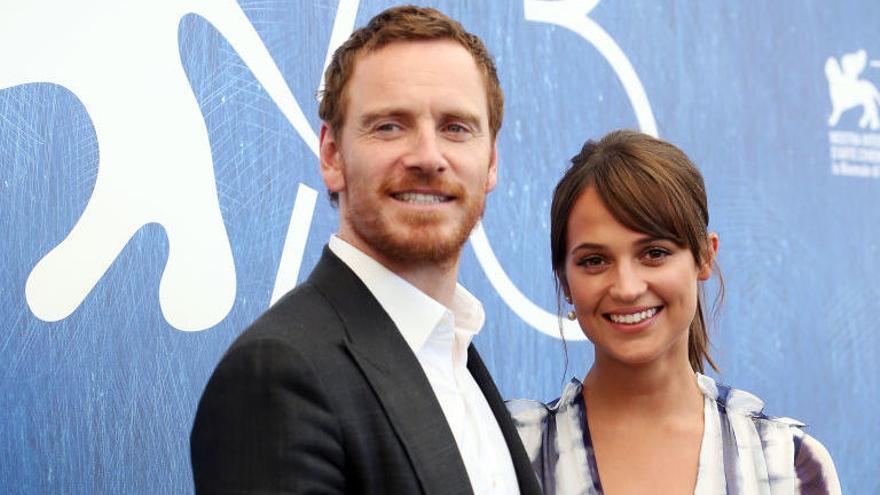 Alicia Vikander y Michael Fassbender se casarán en Ibiza en octubre