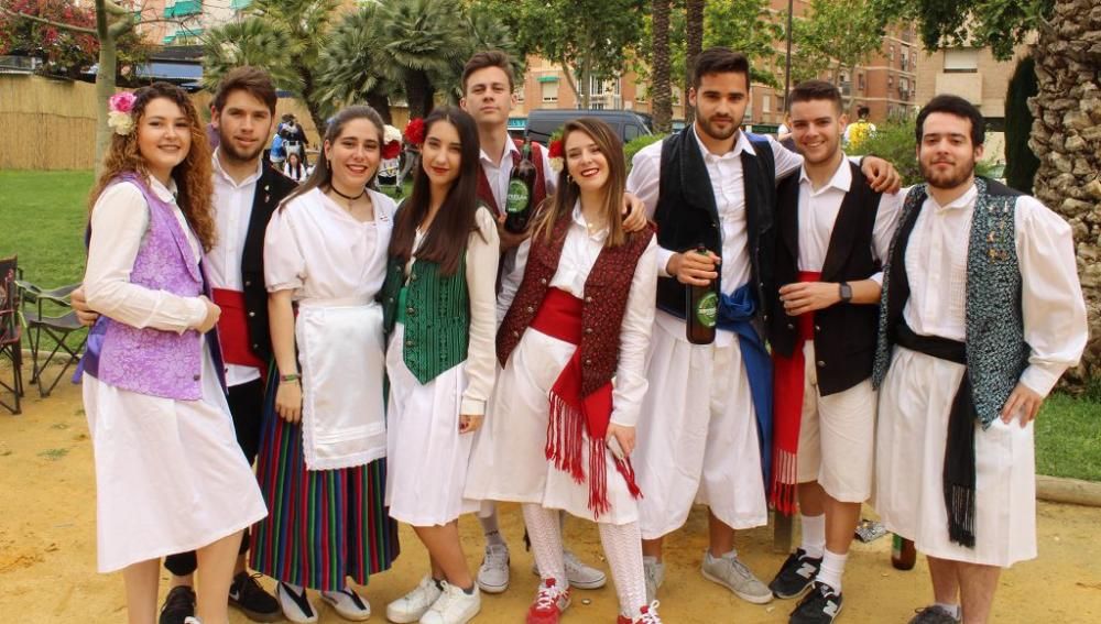 Ambiente en el Jardín de la Seda durante el Bando de la Huerta