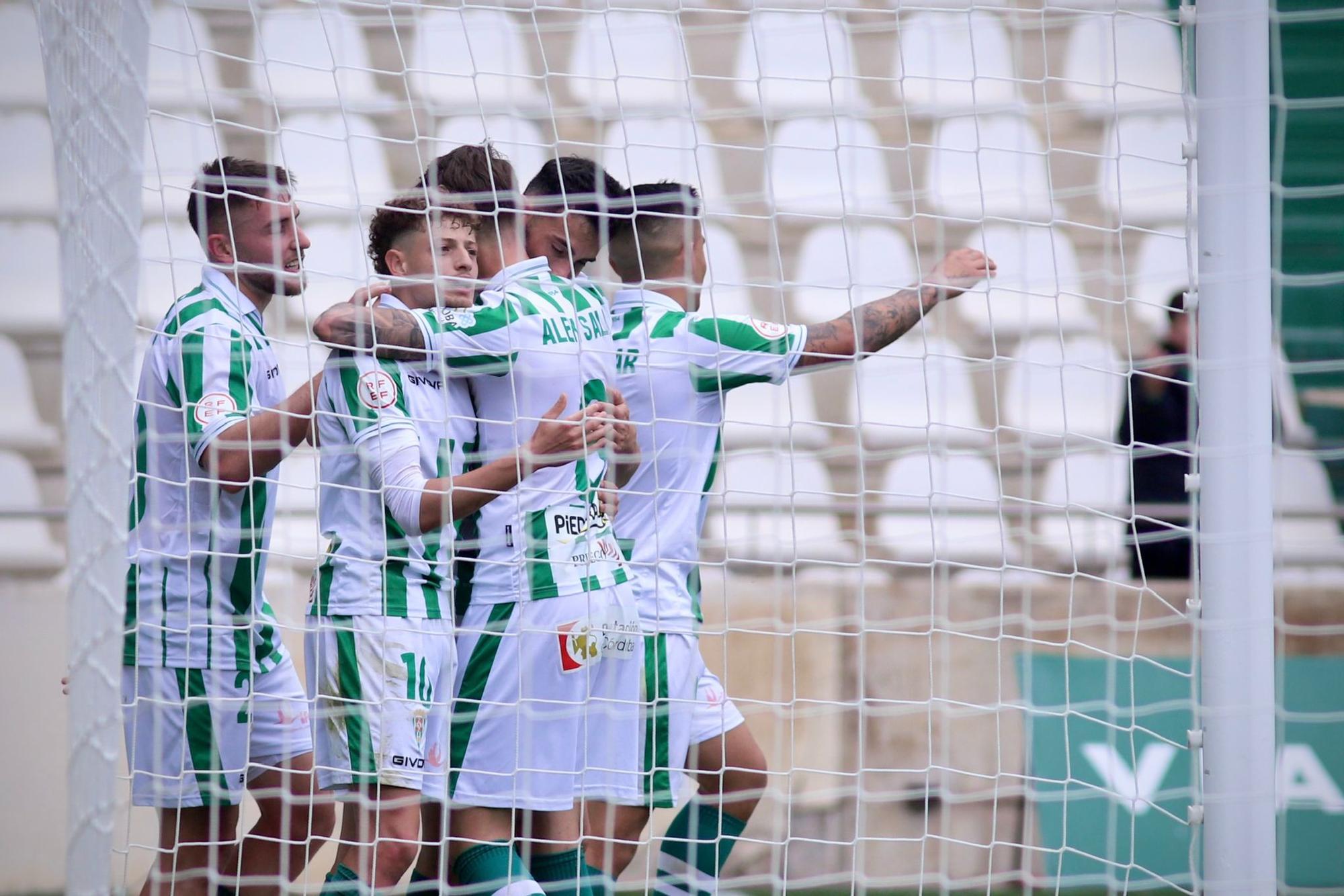 Córdoba CF-Melilla: el partido de El Arcángel en imágenes