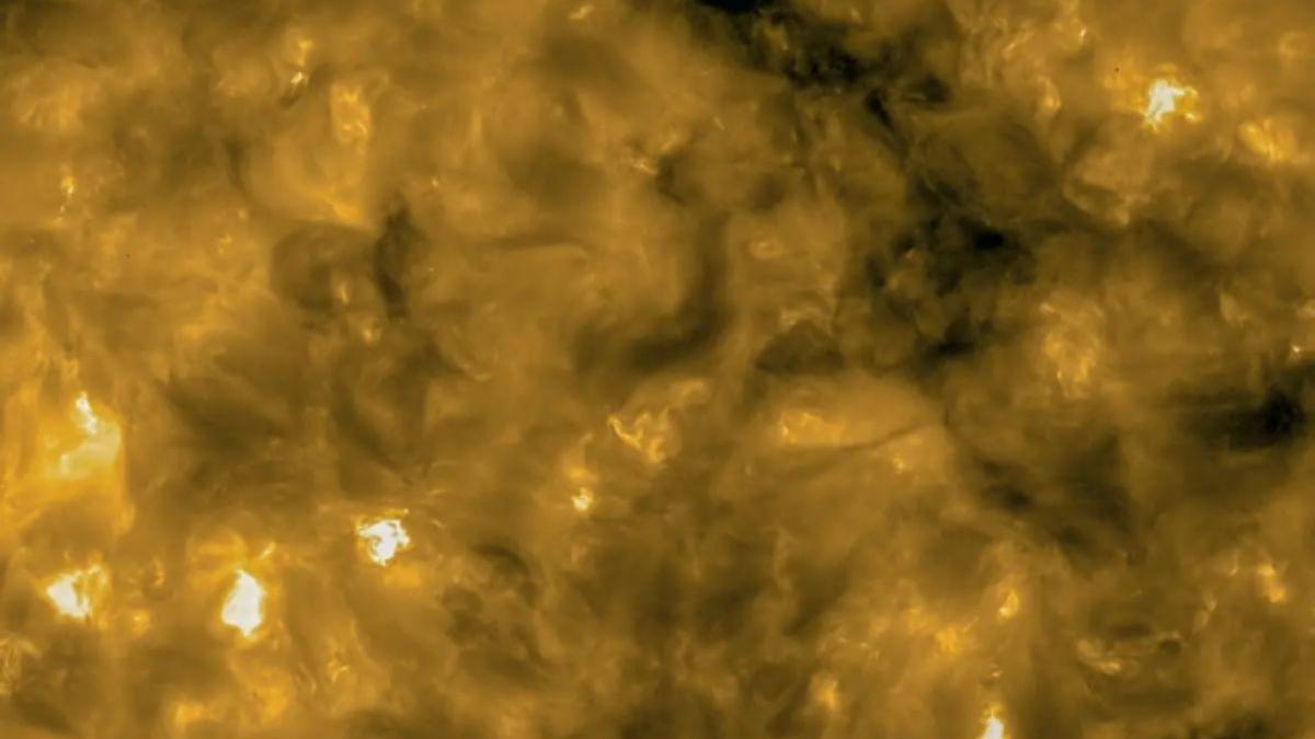 Las imágenes del satélite científico Solar Orbiter de la ESA y la NASA son las más cercanas obtenidas del Sol.
