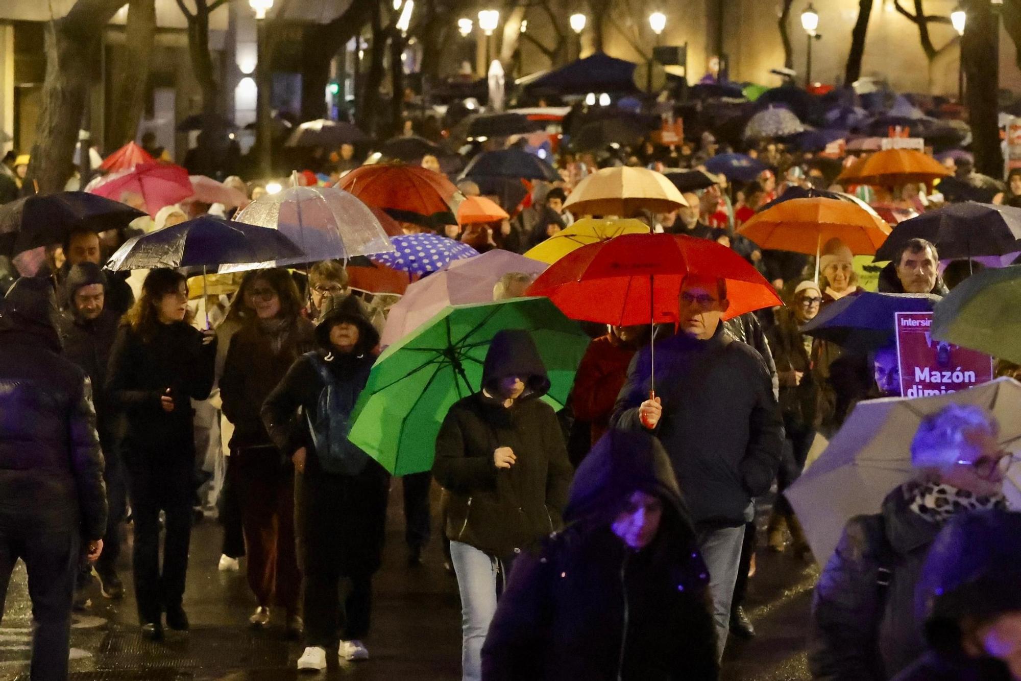 La cuarta manifestación contra Mazón por la gestión de la dana, en imágenes