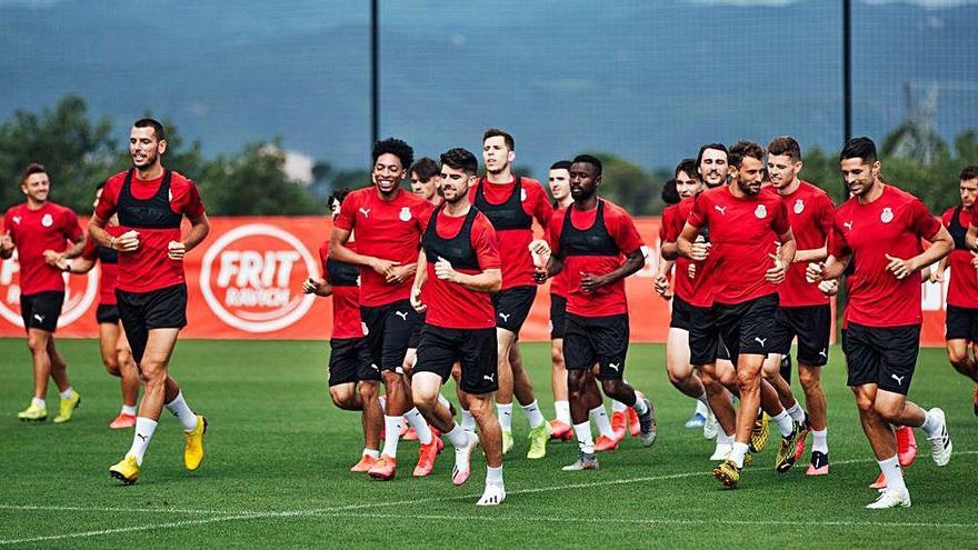 La plantilla del Girona es va exercitar ahir al camp de La Vinya al complet.