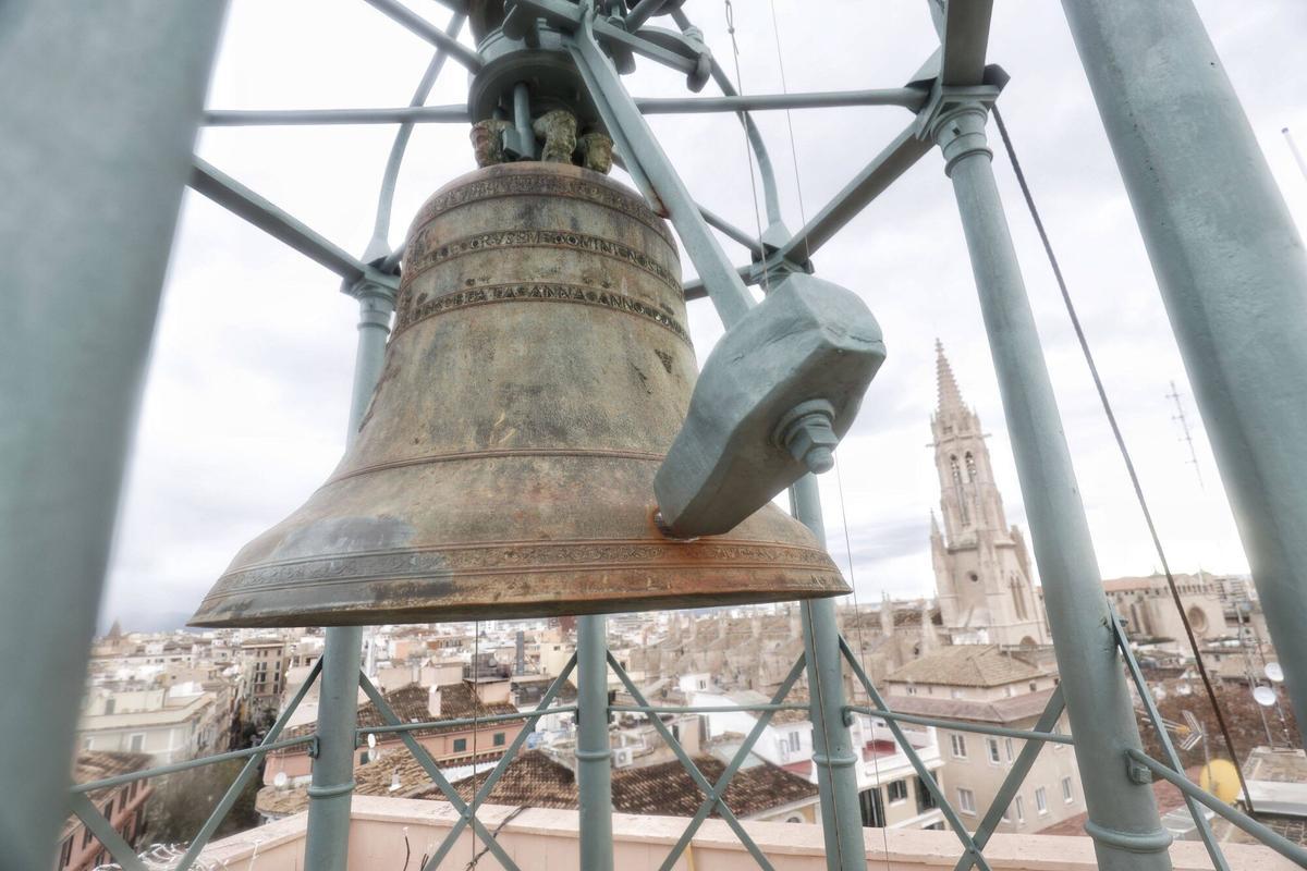 Todo a punto para que el reloj de Cort dé las campanadas
