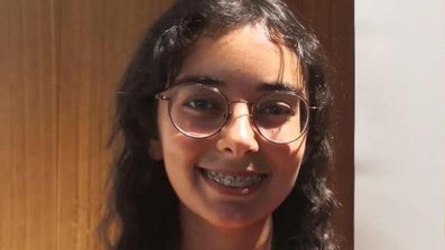 La alumna tinerfeña María Alonso gana el Premio Nacional Mestre 2022
