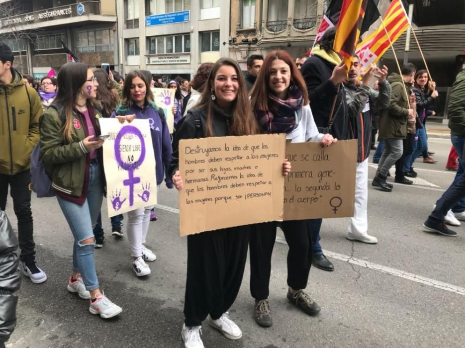 Mobilització a Girona amb motiu de la vaga feminista