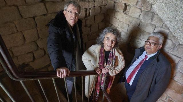 Santiago Posteguillo junto a Ana Santorum y Manuel Arenas. |  LOC