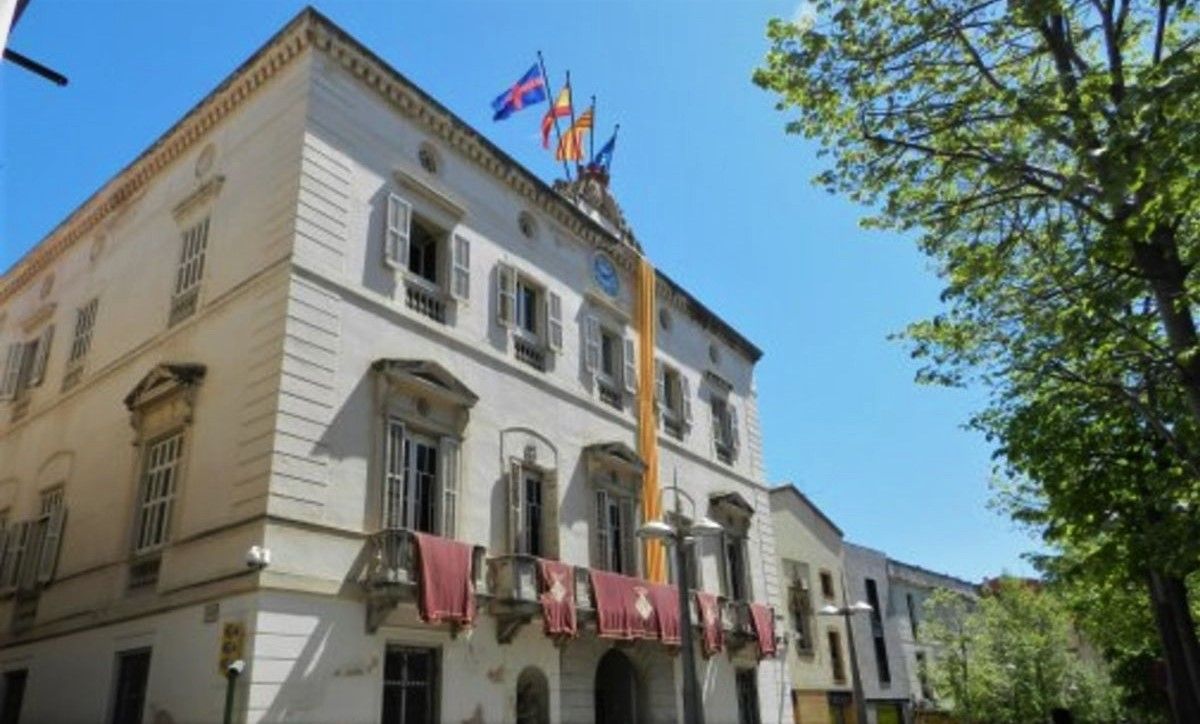 Fachada del Ayuntamiento de Mataró.