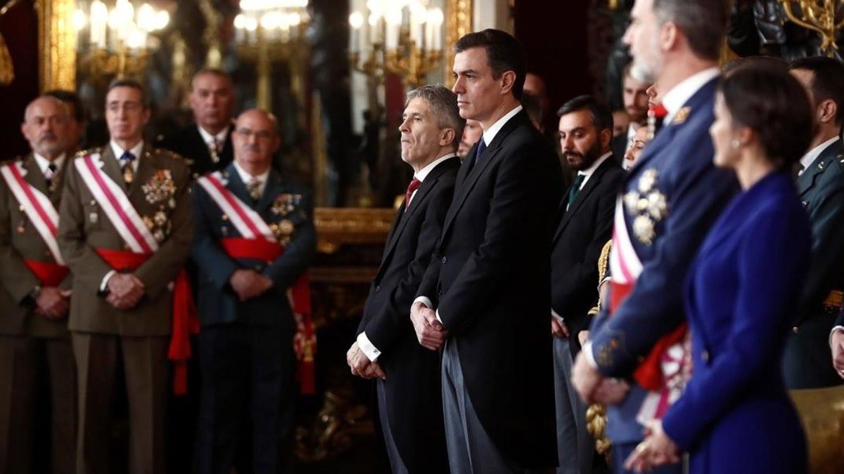 Pedro Sánchez, junto a los Reyes, en la celebración de la Pascua Militar