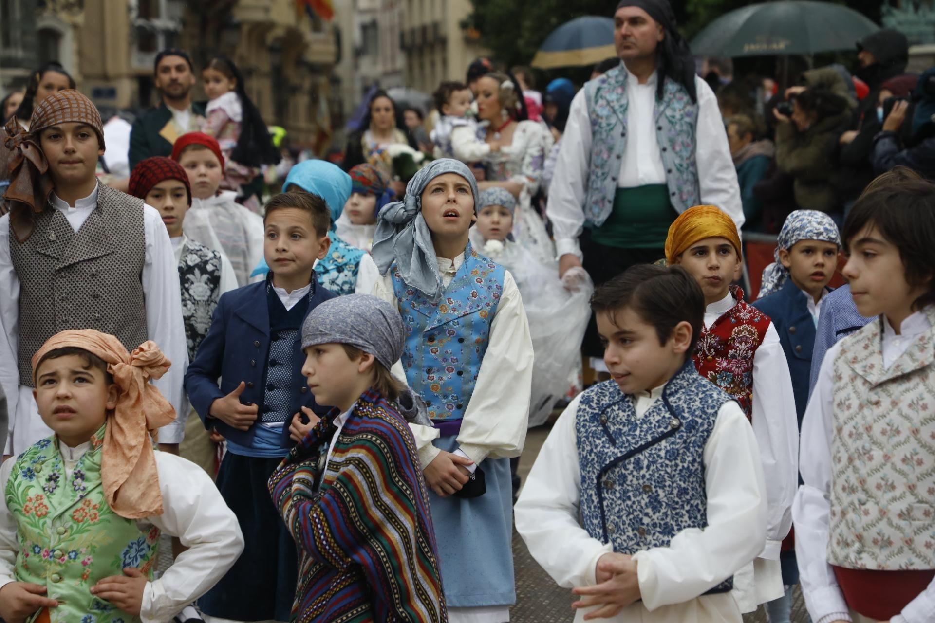 Búscate en el primer día de Ofrenda por la calle Quart (entre las 15.30 y las 17.00 horas)