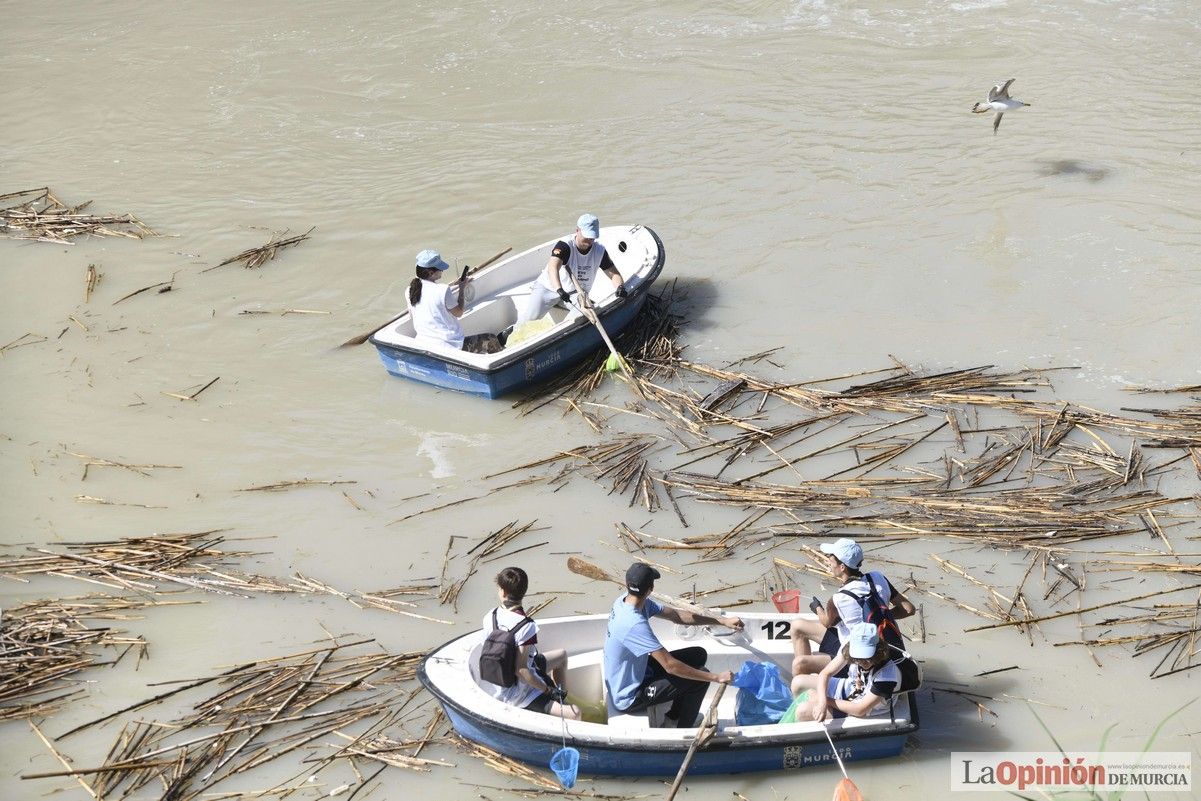 Todas las imágenes del reto de limpieza del río Segura en Murcia