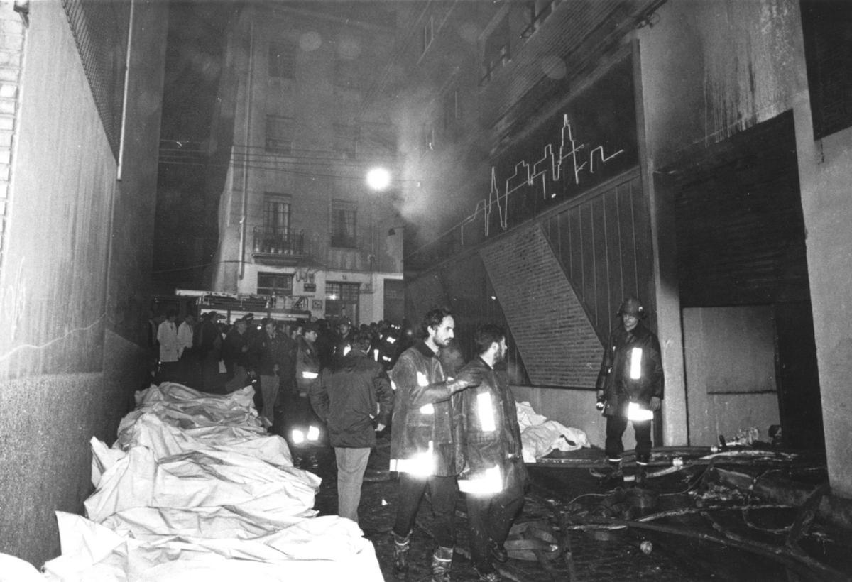 14 DE ENERO DE 1990 INCENDIO EN LA DISCOTECA FLYING