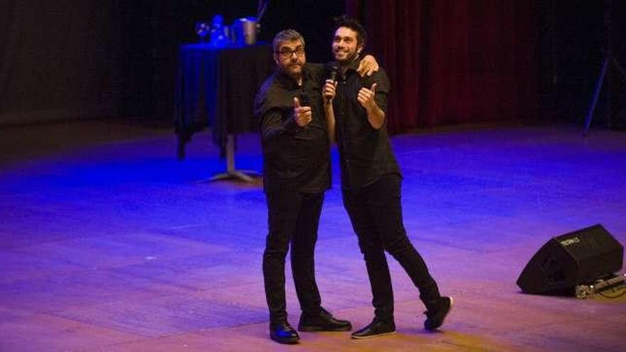 Los cómicos, ayer, en el Palacio de la Ópera.