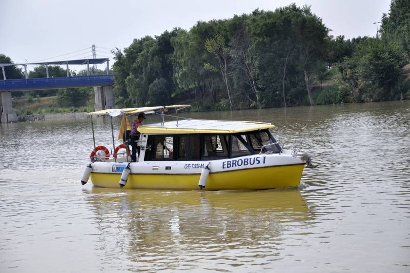 Fotogalería: Los barcos surcan de nuevo el Ebro