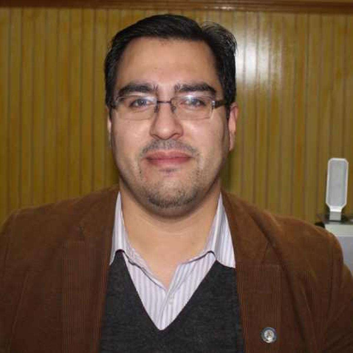 Alejandro Núñez, médico veterinario, magíster en Turismo y doctorando en Ecoturismo.