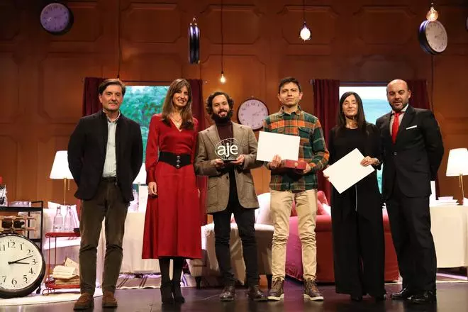 EN IMÁGENES: Así fue la entrega de premios de la Asociación Jóvenes Empresarios en el Filarmónica