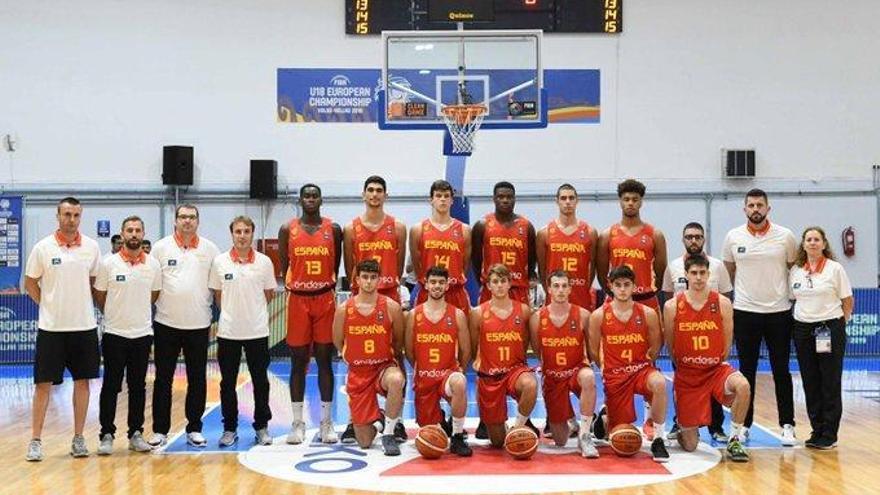 La España de Ismael Tamba pasa invicta a los octavos del Europeo sub 18