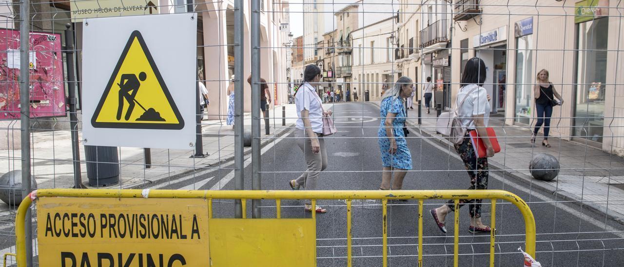 El acceso a San Antón cortado en una foto de archivo.