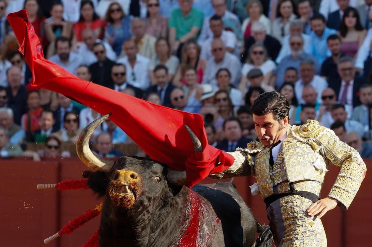 Morante de la Puebla en la corrida celebrada este lunes en la sevillana plaza de La Maestranza.